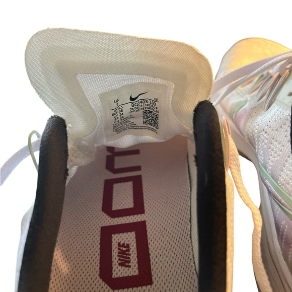 Nike Zoom athletic shoe - Picture 10 of 11